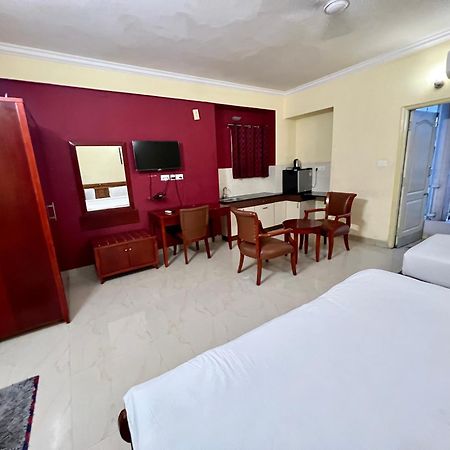 Kings Suites Palace Grounds Bangalore Exterior foto