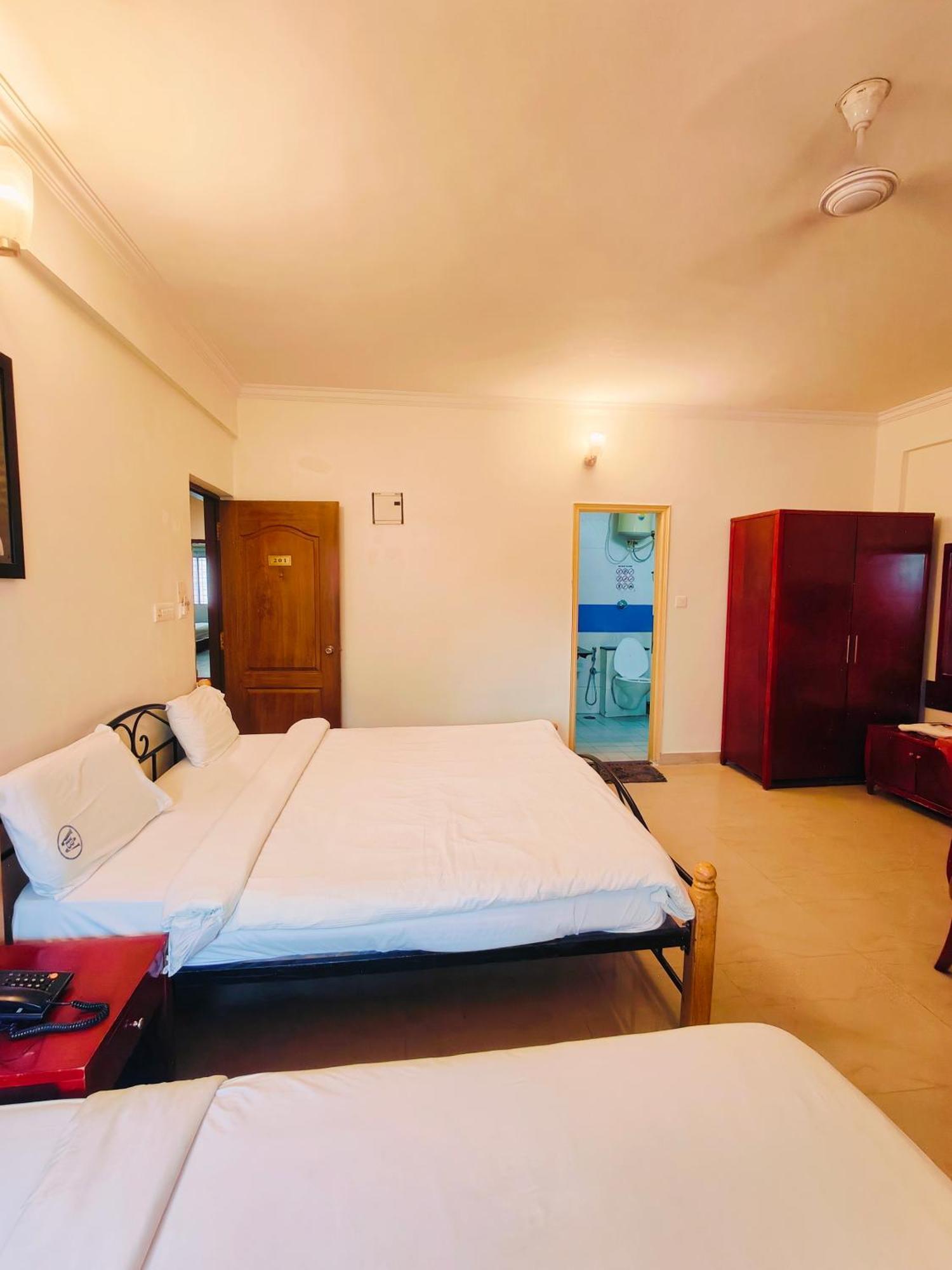 Kings Suites Palace Grounds Bangalore Exterior foto