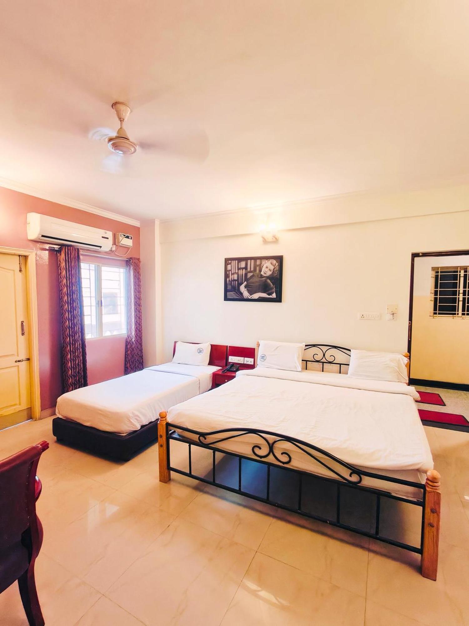 Kings Suites Palace Grounds Bangalore Exterior foto