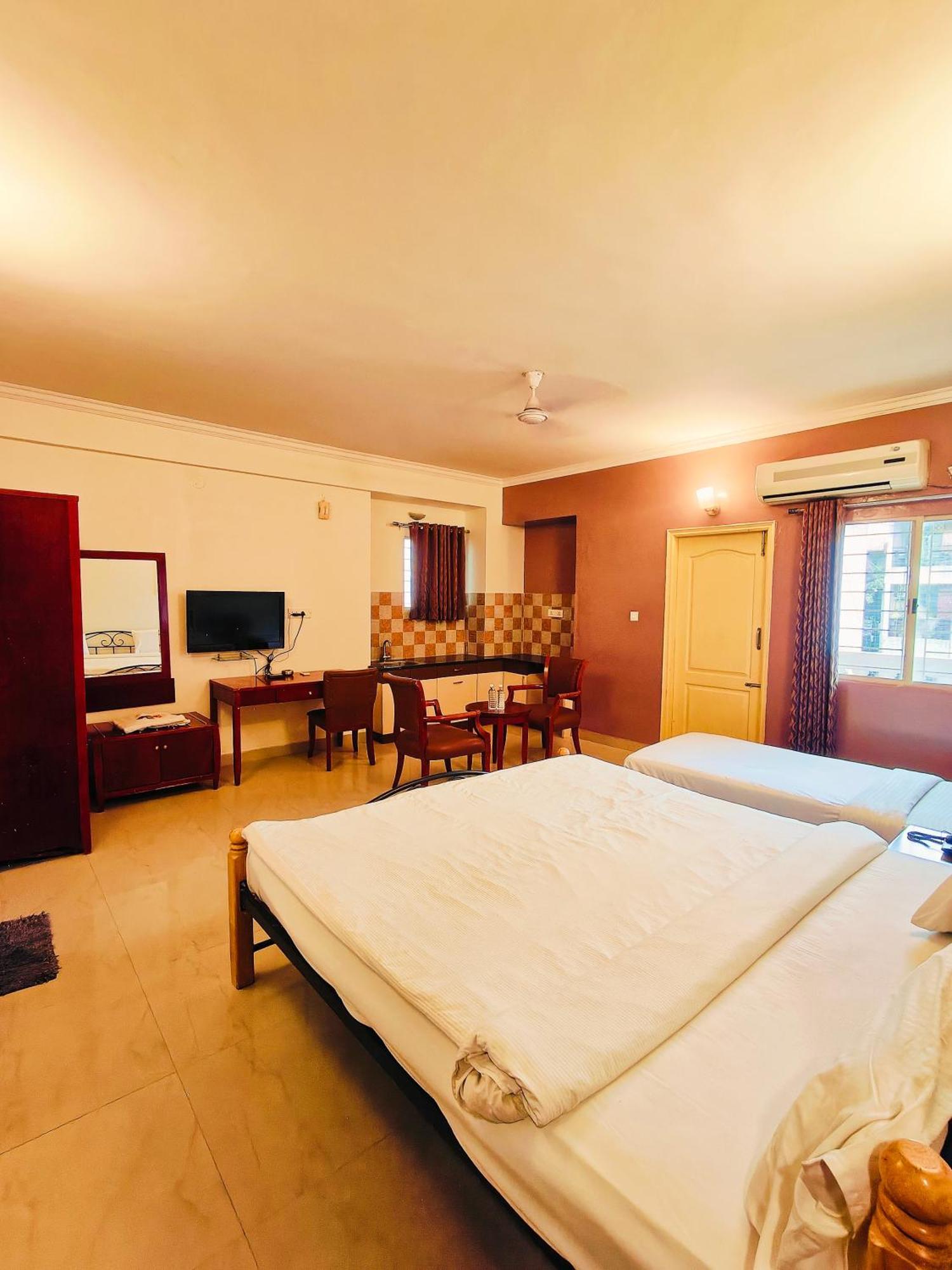 Kings Suites Palace Grounds Bangalore Exterior foto